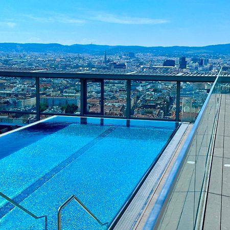 Panorama Sky Apartment I Rooftop Pool I Metro Station Viena Exterior foto